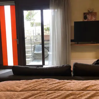 Retreat Suite with Indoor Jacuzzi