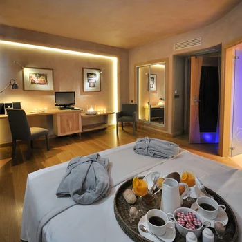 Room 103 - Comfort Double Rooms