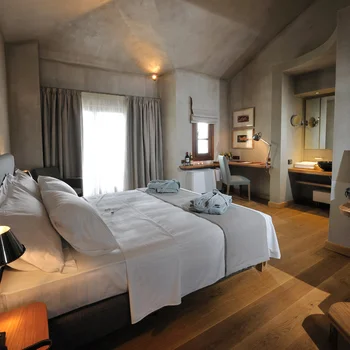 Room 205 - Premium Rooms