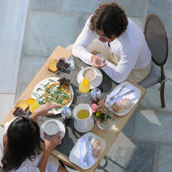 Breakfast outdoors